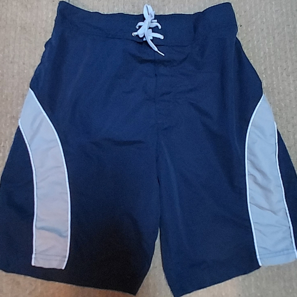 New England Patriots Mens XL Beach Shorts Casual Drawstring Swim Trunks NFL